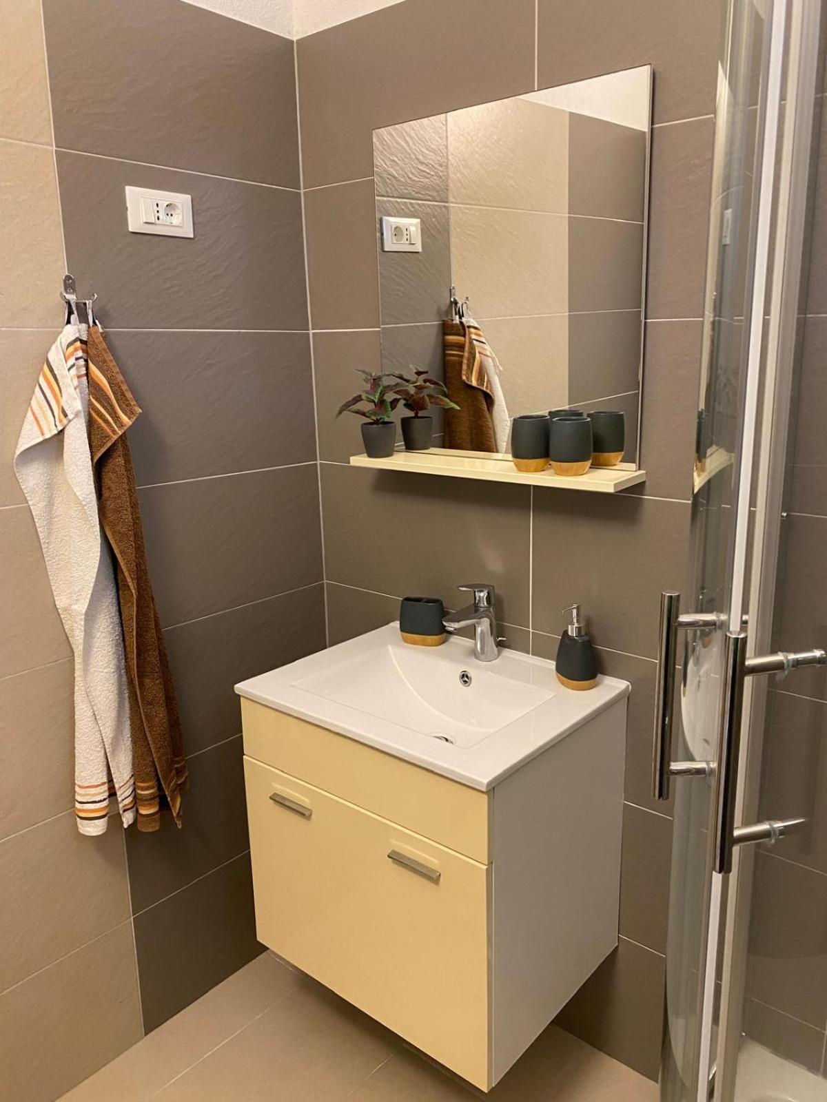 Villa Pina Tisno Apartment Zonsa 2 Pers Ngoại thất bức ảnh